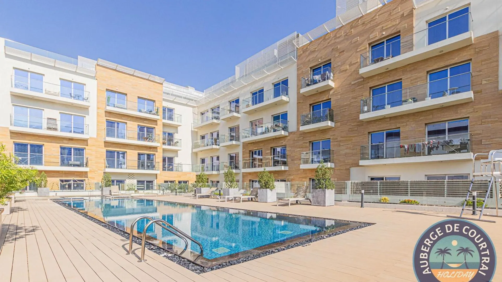 Cozy Modern Studio Oxford Residence Dubai Apartment